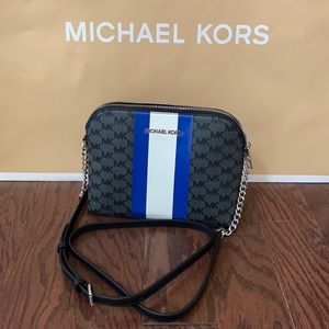 Michael Kors Cindy L Dome Xbody Black Multi Stripe